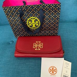 Authentic Tory Burch Envelope Continental Wallet